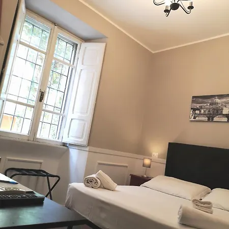 Pensionat Trastevere Glasshouse 3*