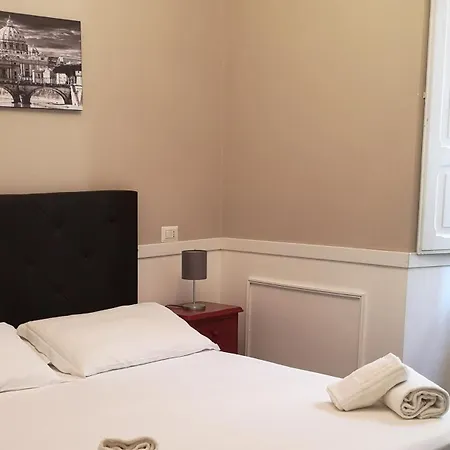 Pensionat Trastevere Glasshouse 3*