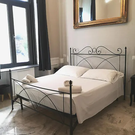 Trastevere Glasshouse 3* Rom